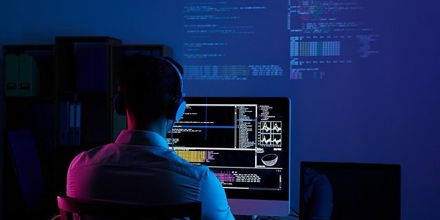 26042023100235 software developer 6521720 640 26042023100235 software developer 6521720 640